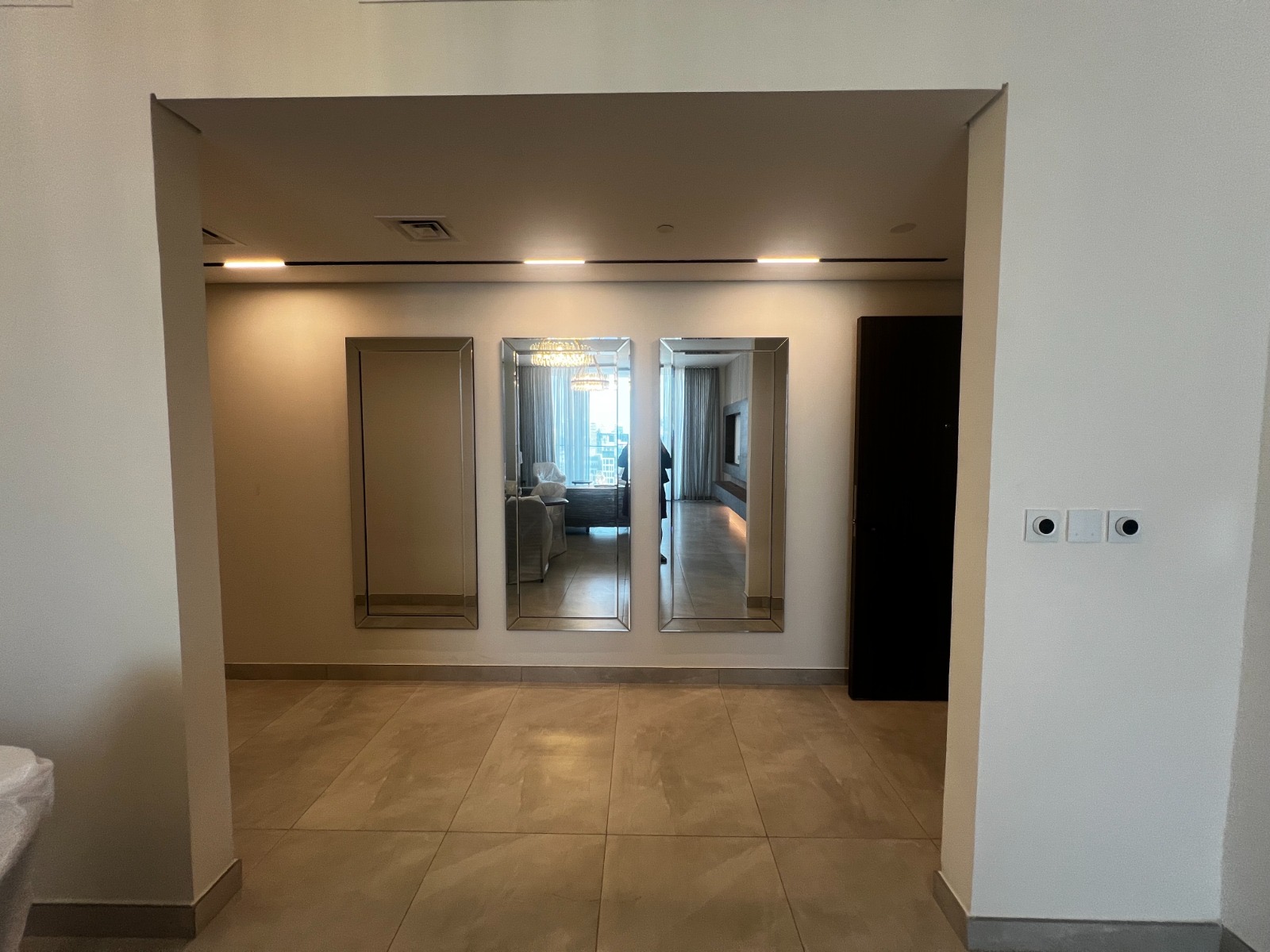 3-Bedroom Furnished Apartment - For Rent in 📍 The Paragon by IGO – Business Bay — view 10