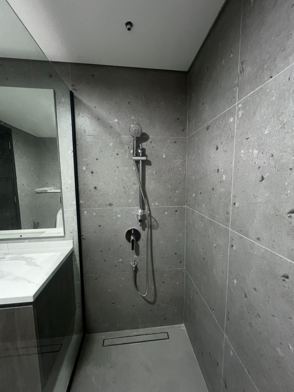 3-Bedroom Furnished Apartment - For Rent in 📍 The Paragon by IGO – Business Bay — view 11