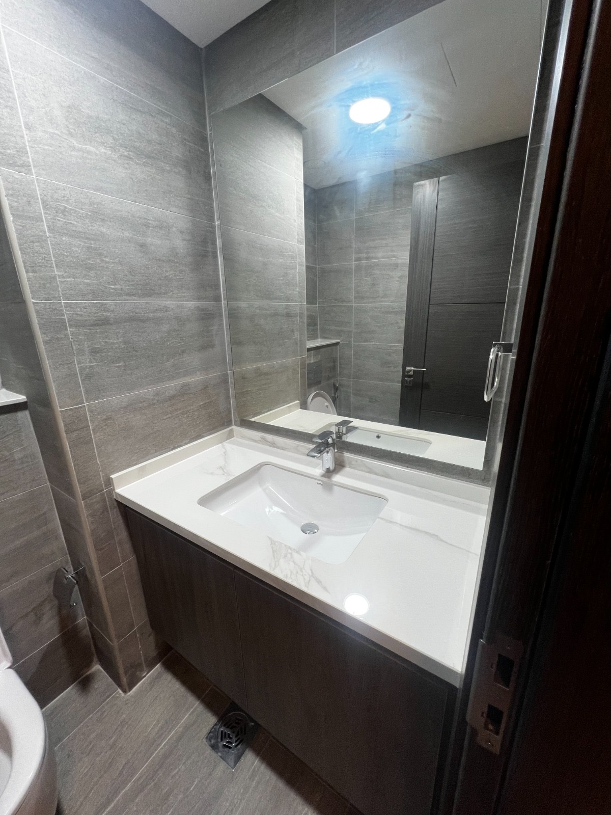 3-Bedroom Furnished Apartment - For Rent in 📍 The Paragon by IGO – Business Bay — view 13