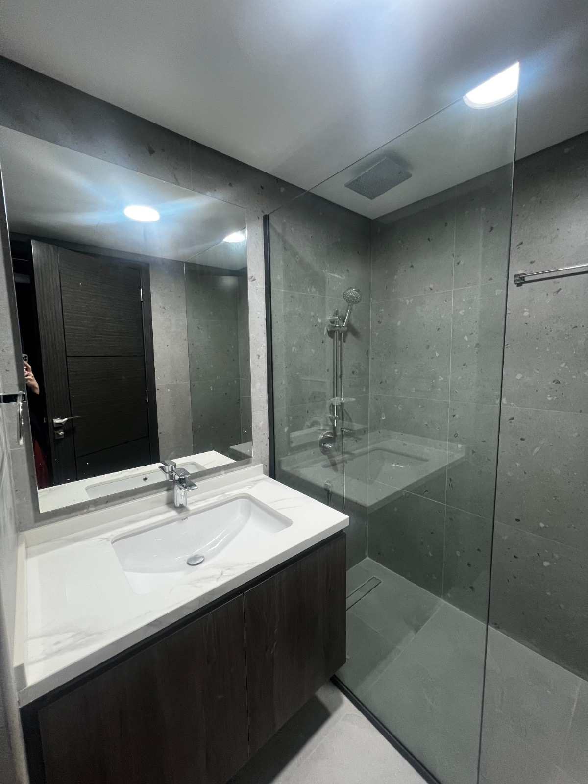 3-Bedroom Furnished Apartment - For Rent in 📍 The Paragon by IGO – Business Bay — view 28