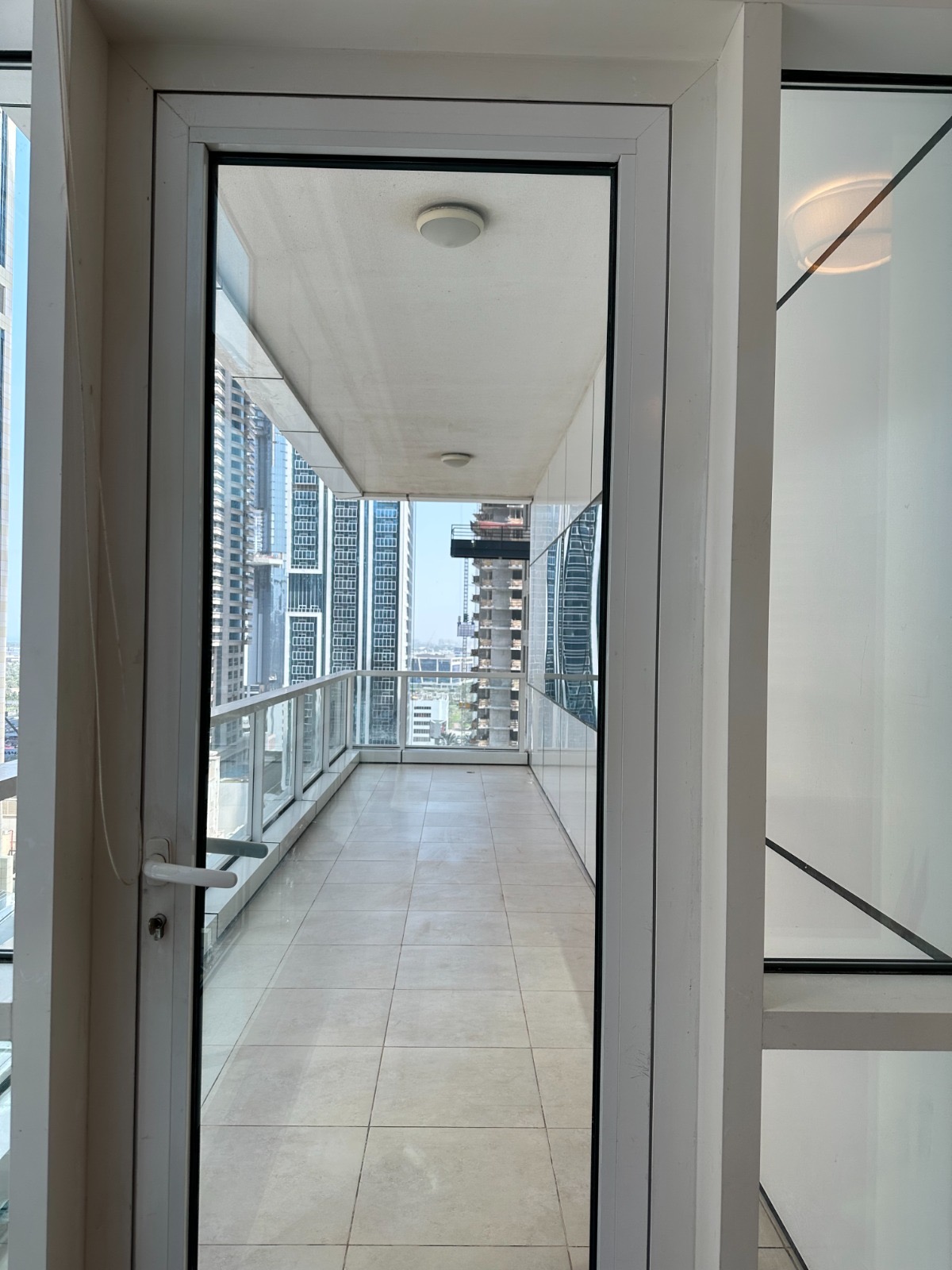 2-Bedroom Unfurnished Apartment : For Rent in 📍 MAG 218 – Dubai Marina — view 14