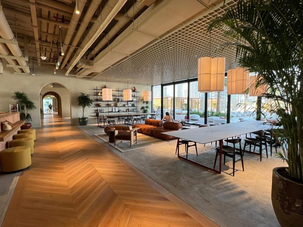 European-Style Studio Residence in Business Bay — view 6